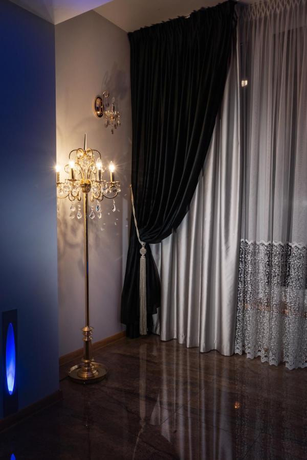 Premium Jacuzzi Apartment Klaipeda Bagian luar foto
