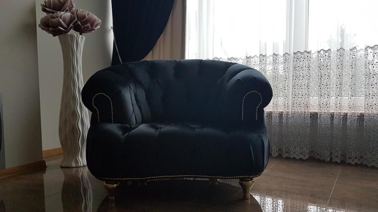 Premium Jacuzzi Apartment Klaipeda Bagian luar foto
